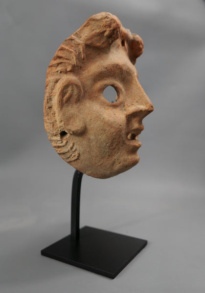 Masque de Dionysos.