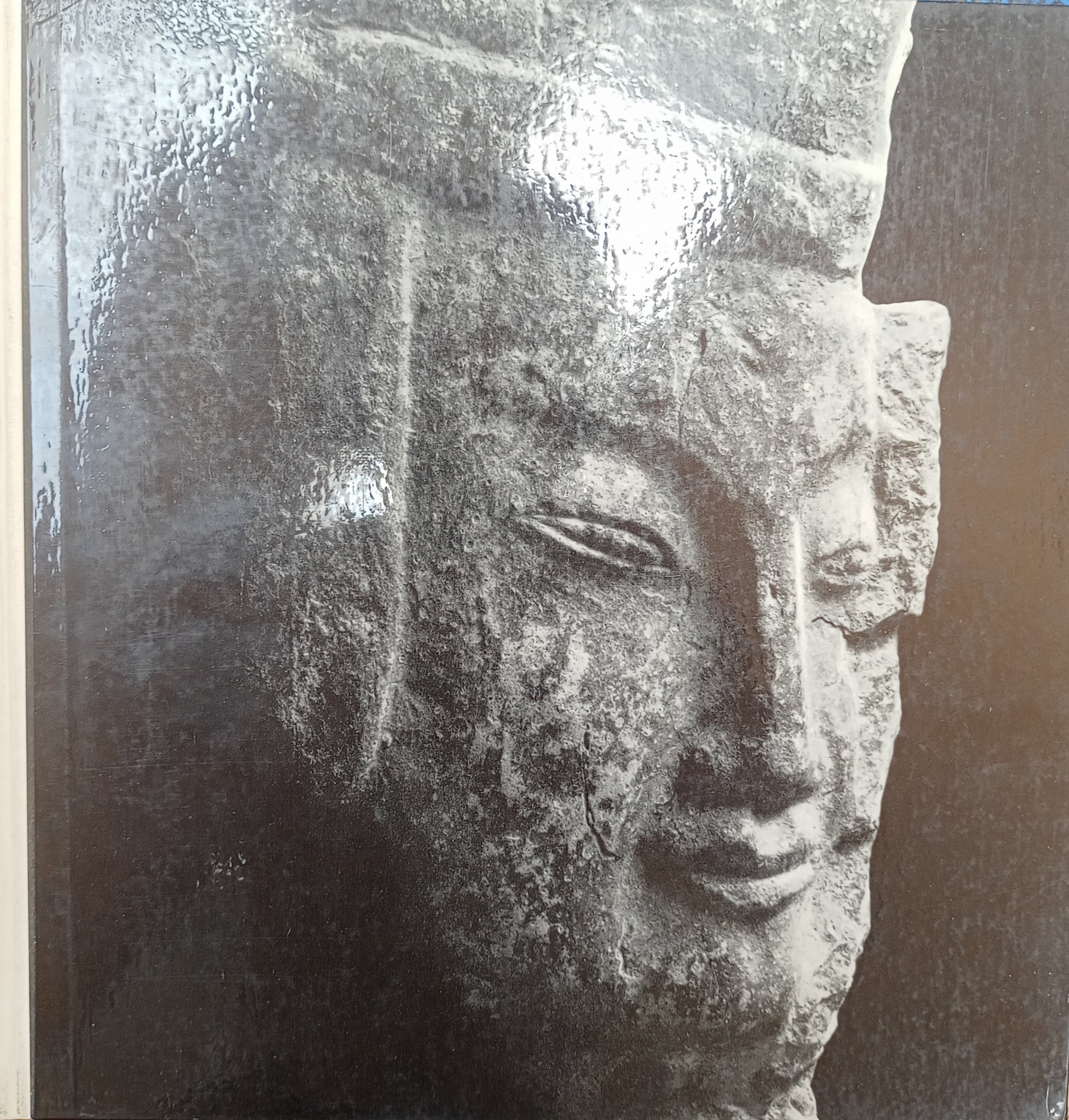 Chinese Sculptures in the von der Heydt Collection.