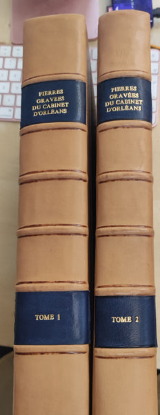 Description des principales pierres gravées du cabinet de S.A.S. monseigneur le Duc d'Orléans, premier prince du sang. Tome premier & second.