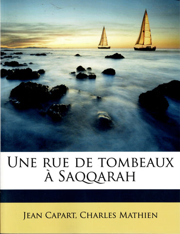 Une rue de tombeaux à Saqqarah.